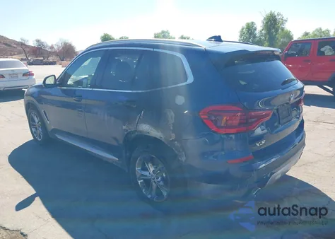 2021 BMW X3 xDrive30I z USA, uszkodzony, nr VIN 5UXTY5C08M9E04858